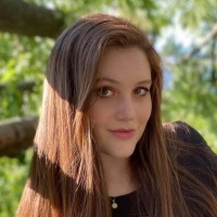 Maeve Curran Email & Phone Number
