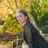 4THBIN Employee Teresa Dyer's profile photo