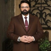 Naeem Khan Email & Phone Number