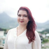 Revenue Automation Employee Clara Asch's profile photo
