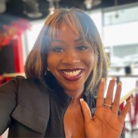 Old Ebbitt Grill Employee Semakaleng Dodd's profile photo