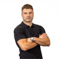 Richard Deakin Email
