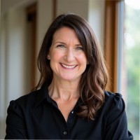 FMC - Connecting Dentistry Employee Louise MacKrell's profile photo