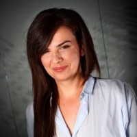mark it Employee Dorina Dragan's profile photo