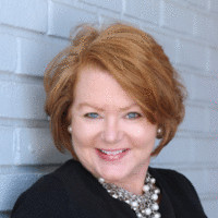 Luxury & Beach Realty, Inc. Employee Holly Young's profile photo