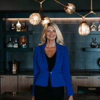 Tina Smith Email & Phone Number