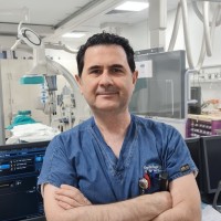 Özgür Çakır Email