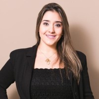 Nathália Barreto Email