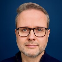 Simon Gardner Email & Phone Number