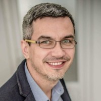 Daniel Deneș Email