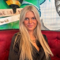 Pause Studio Employee Erin Berry's profile photo