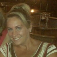 Lesley Cort Email & Phone Number