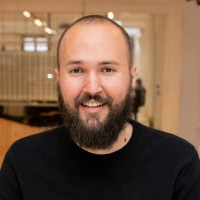 Alexander Assmann Email