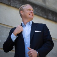 E-mail e número de telefone de Matt Delong