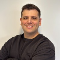 FLOYT Mobility | billiger-mietwagen.de | CARIGAMI Employee Ricardo Arrigoni's profile photo