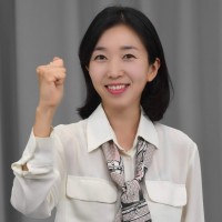 The Korea Economic Daily Employee Young Kang's profile photo