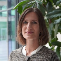 Regina Krüger Email
