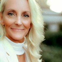 American Hypnosis & Coaching Academy Employee Rebecca Shaw's profile photo