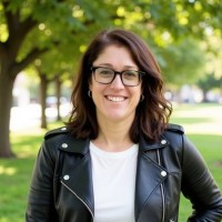 AllSTEM Connections Employee Carrie's profile photo