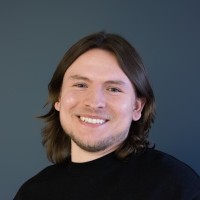 Piotr Wysocki Email