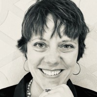 Holly Maddox Email & Phone Number