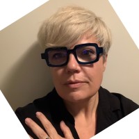 Réseau Canopé Employee Delphine Guillemain's profile photo