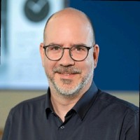 Robert Bachofer Email