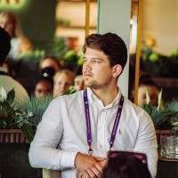 Unlock Employee Sam Holden's profile photo