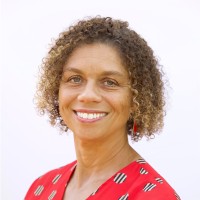 Omni Title LLC Employee Elaine Huddleson's profile photo
