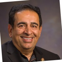 Conrad N. Hilton College Employee Ricki Oberoi's profile photo