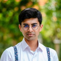 ZNotes Employee Zubair Junjunia's profile photo