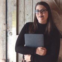 Taxually Employee Zsofi Jarmay's profile photo