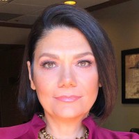 Toggle Employee Linda Cooper's profile photo