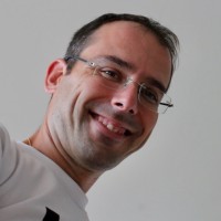 Elias Vicari Email