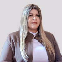 Fernanda Trindade Email