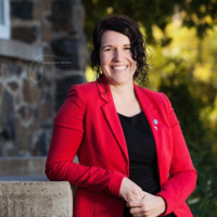 Véronique Perron Email