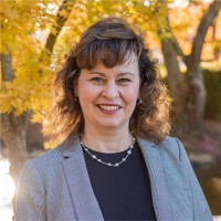 Rosemarie Harris