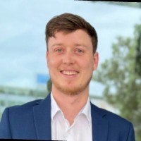 Liam Elliott Email