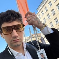 Susan Sheehan Gallery Inc Employee Alexander Steele's profile photo