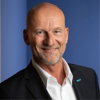 Thomas Schleisick Email