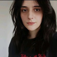 Julia Marques Email