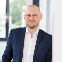Florian Faust Email