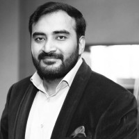 Qamar Abbas Email