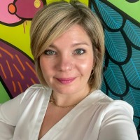 Caroline Segato Email