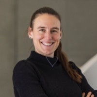 Lara Aquilini Email
