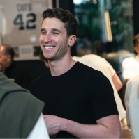 Stakt Employee Alex Servetnick's profile photo