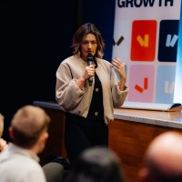 Claire Dinsdale Email & Phone Number