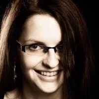 Marta Madej Email