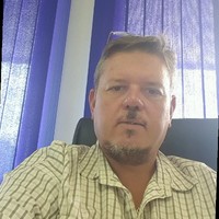 Arnold Christie Email
