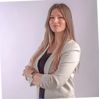 Klaudia Hila Email